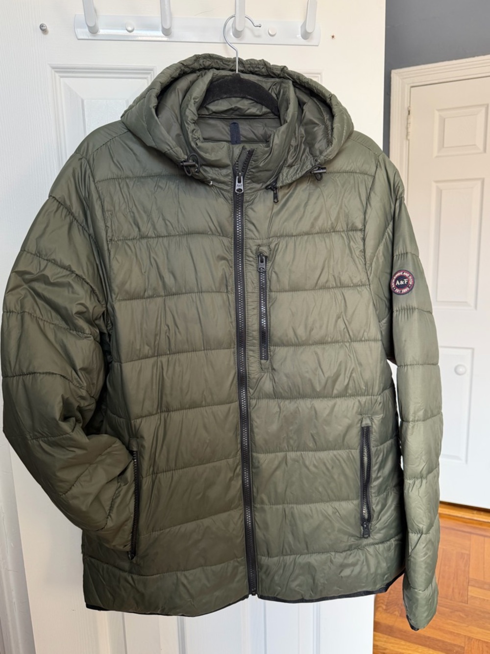 ABERCROMBIE & FITCH LIGHTWEIGHT PACKABLE PUFFER JACKET OLIVE GREEN MENS SIZE L